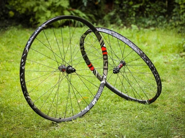Rayon Roue 32 ou 36 : Bien choisir le nombre de rayons pour sa roue de vélo
