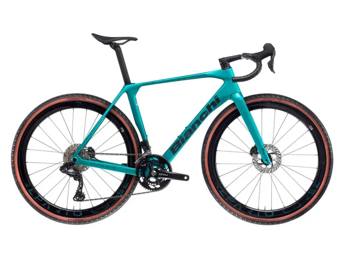 bianchi velo de gravel impulso rc grx825 di2 2x12s 2026.webp