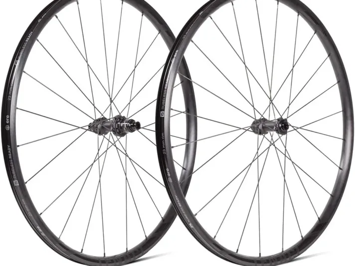 ere research jeu de roues gravel tenaci gx 23 disc tubeless.webp
