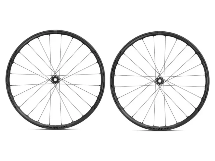 fulcrum jeu de roues gravel rapid red 3 db 28 disc tubeless.webp