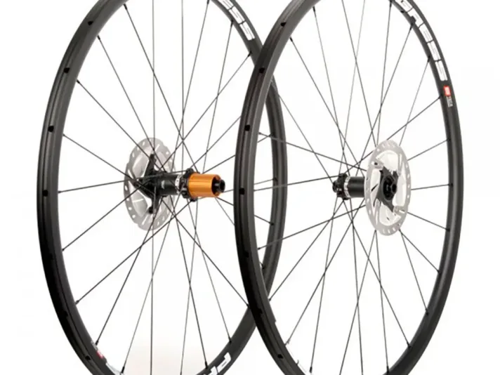 progress jeu de roues gravel phantom cx disc tubular.webp