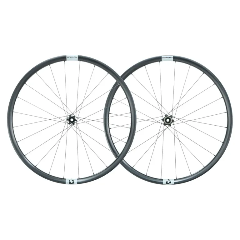 reynolds jeu de roues gravel g650 cl disc tubeless.webp