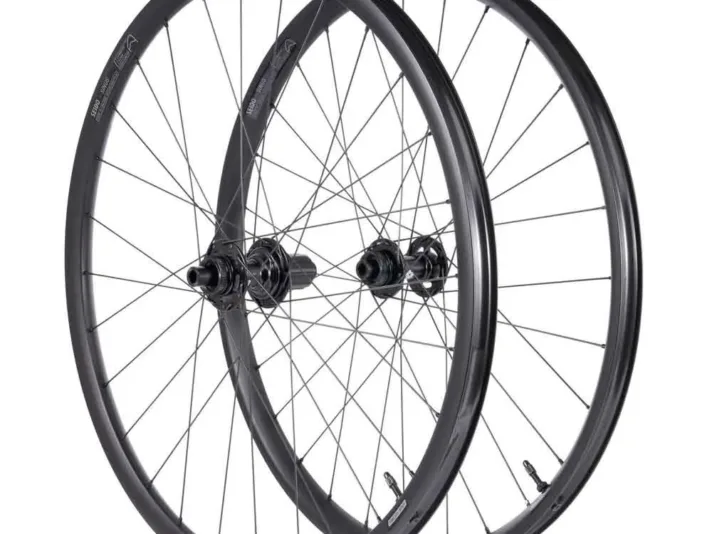 seido jeu de roues gravel sinus disc tubeless.webp