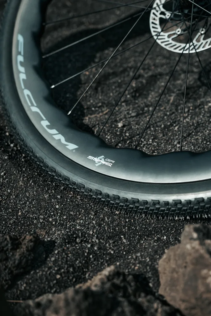 2026 fulcrum soniq gr mood3 @imaze