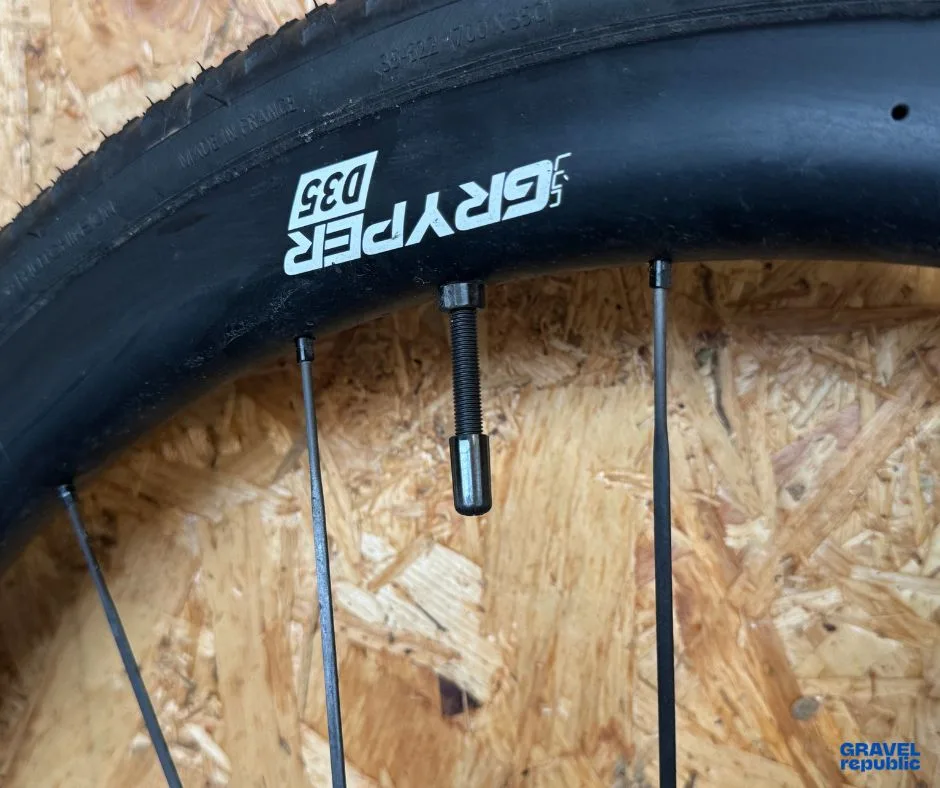 valves tubeless absoluteblack.cc (10)