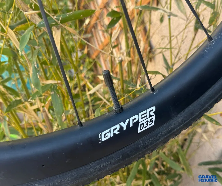 valves tubeless absoluteblack.cc (4)
